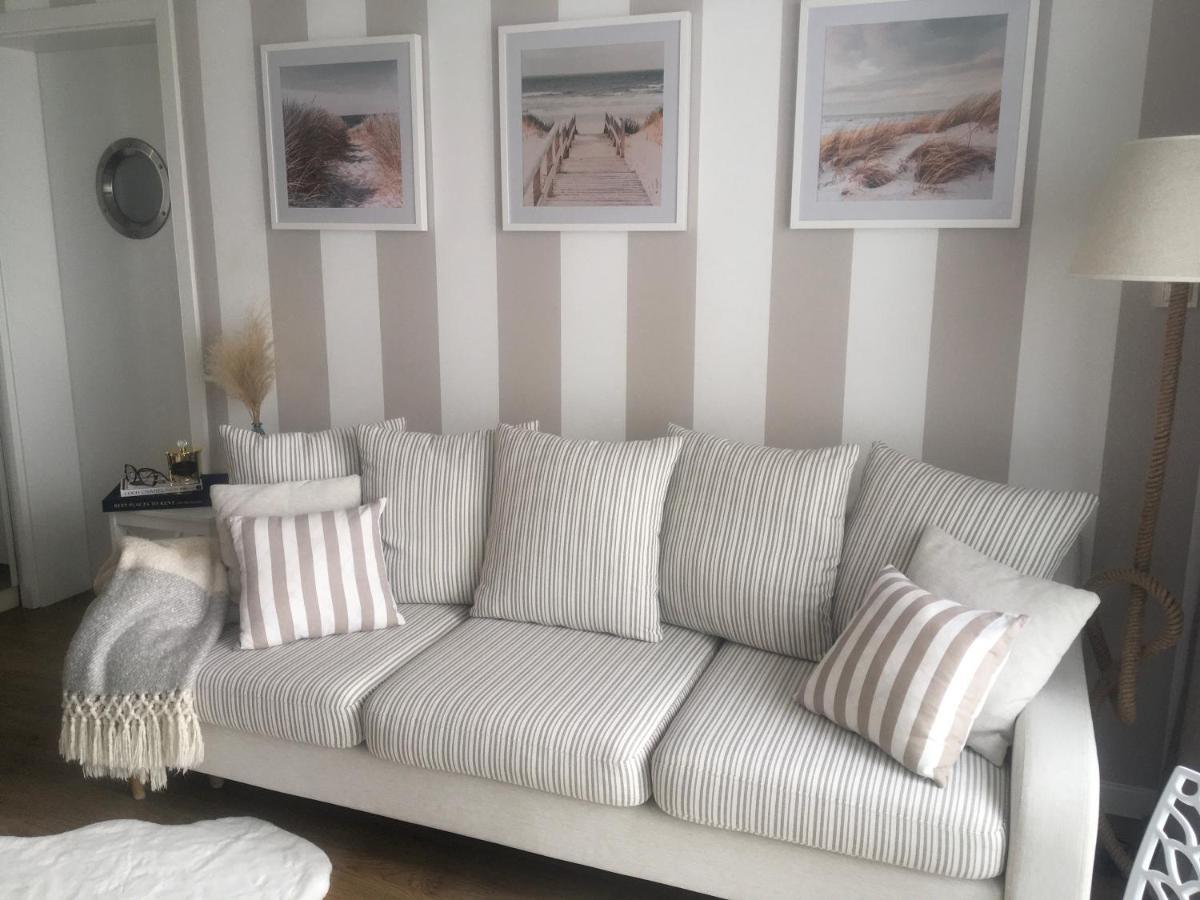 Apartament Marine Holiday Elblag - Winda -Parking W Hali Garazowej -Gratis -Business Stays Buitenkant foto