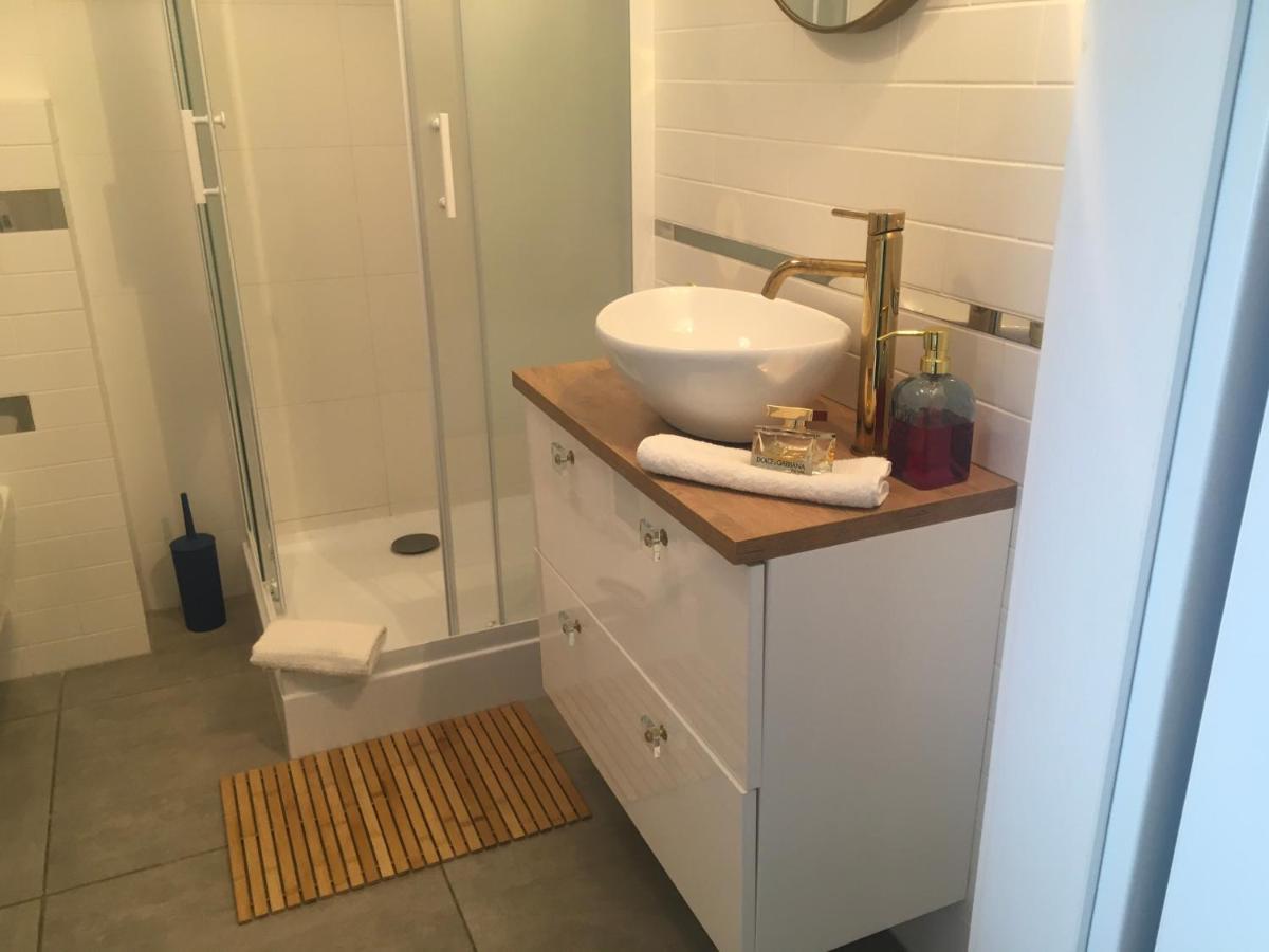 Apartament Marine Holiday Elblag - Winda -Parking W Hali Garazowej -Gratis -Business Stays Buitenkant foto