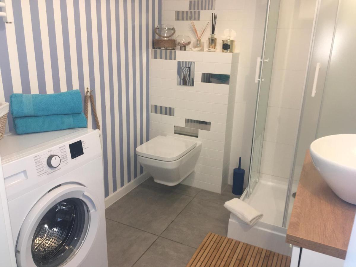 Apartament Marine Holiday Elblag - Winda -Parking W Hali Garazowej -Gratis -Business Stays Buitenkant foto
