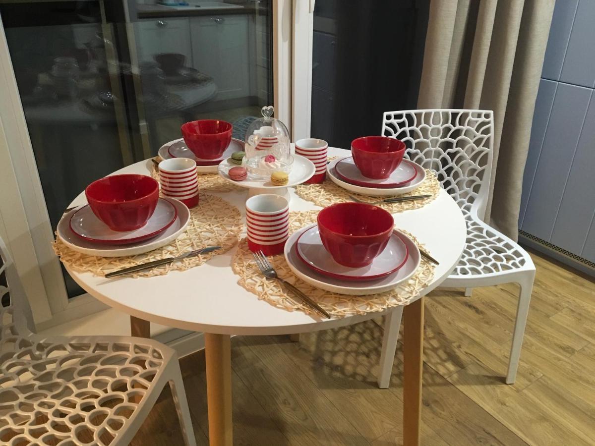 Apartament Marine Holiday Elblag - Winda -Parking W Hali Garazowej -Gratis -Business Stays Buitenkant foto
