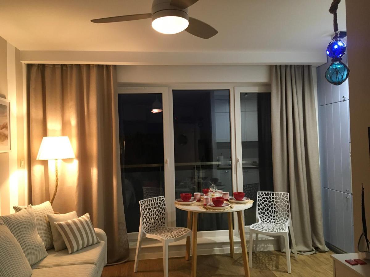 Apartament Marine Holiday Elblag - Winda -Parking W Hali Garazowej -Gratis -Business Stays Buitenkant foto